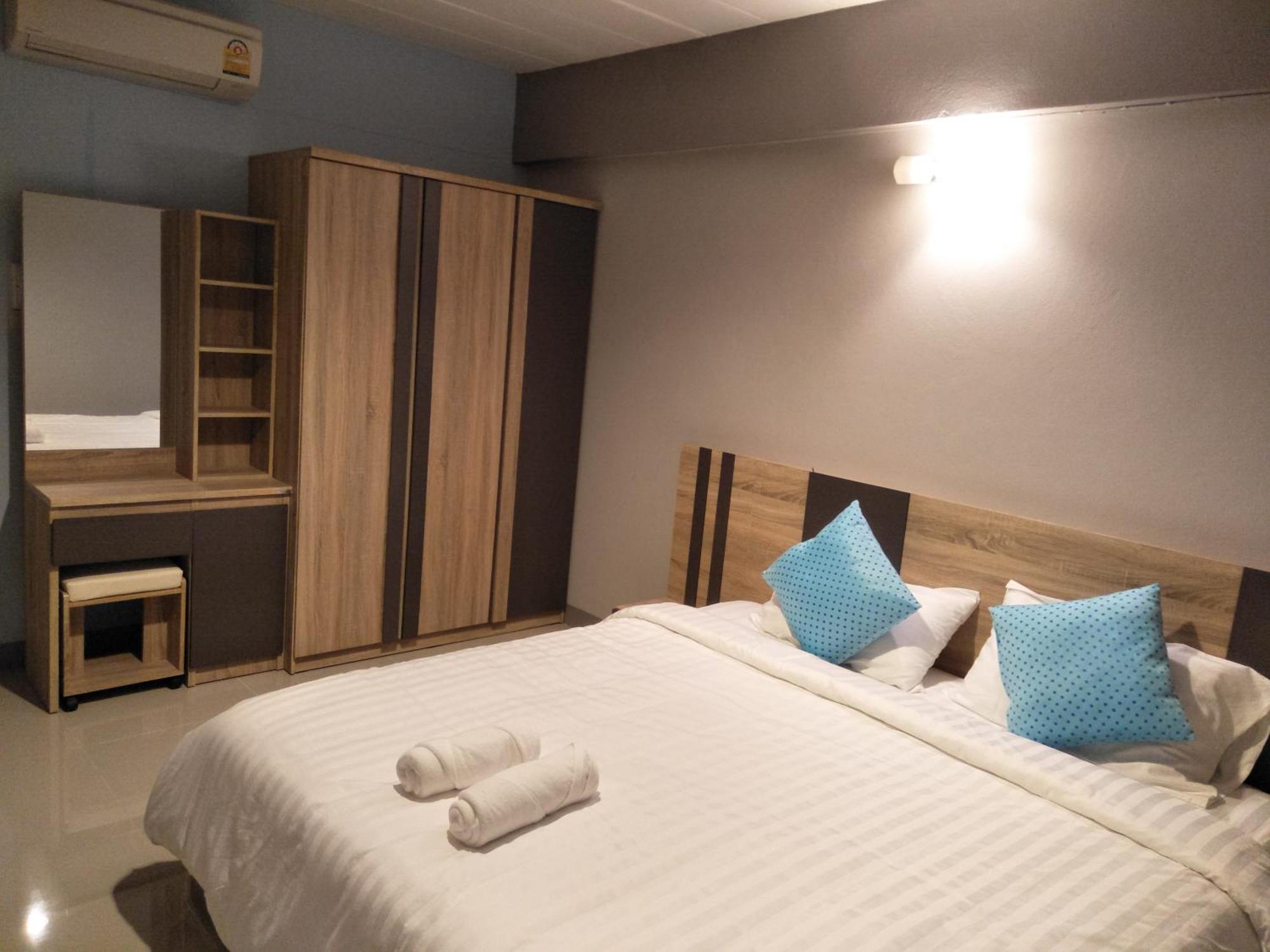 Rinrada Place Hotel Ubon Ratchathani Eksteriør bilde
