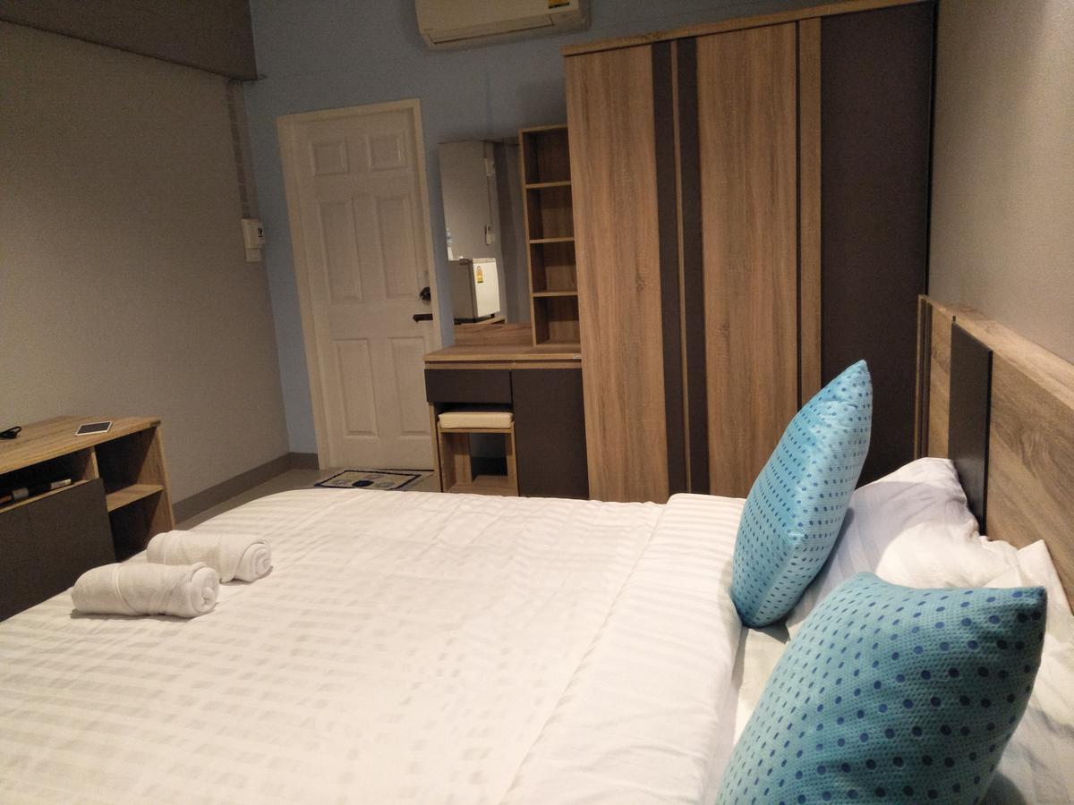 Rinrada Place Hotel Ubon Ratchathani Eksteriør bilde