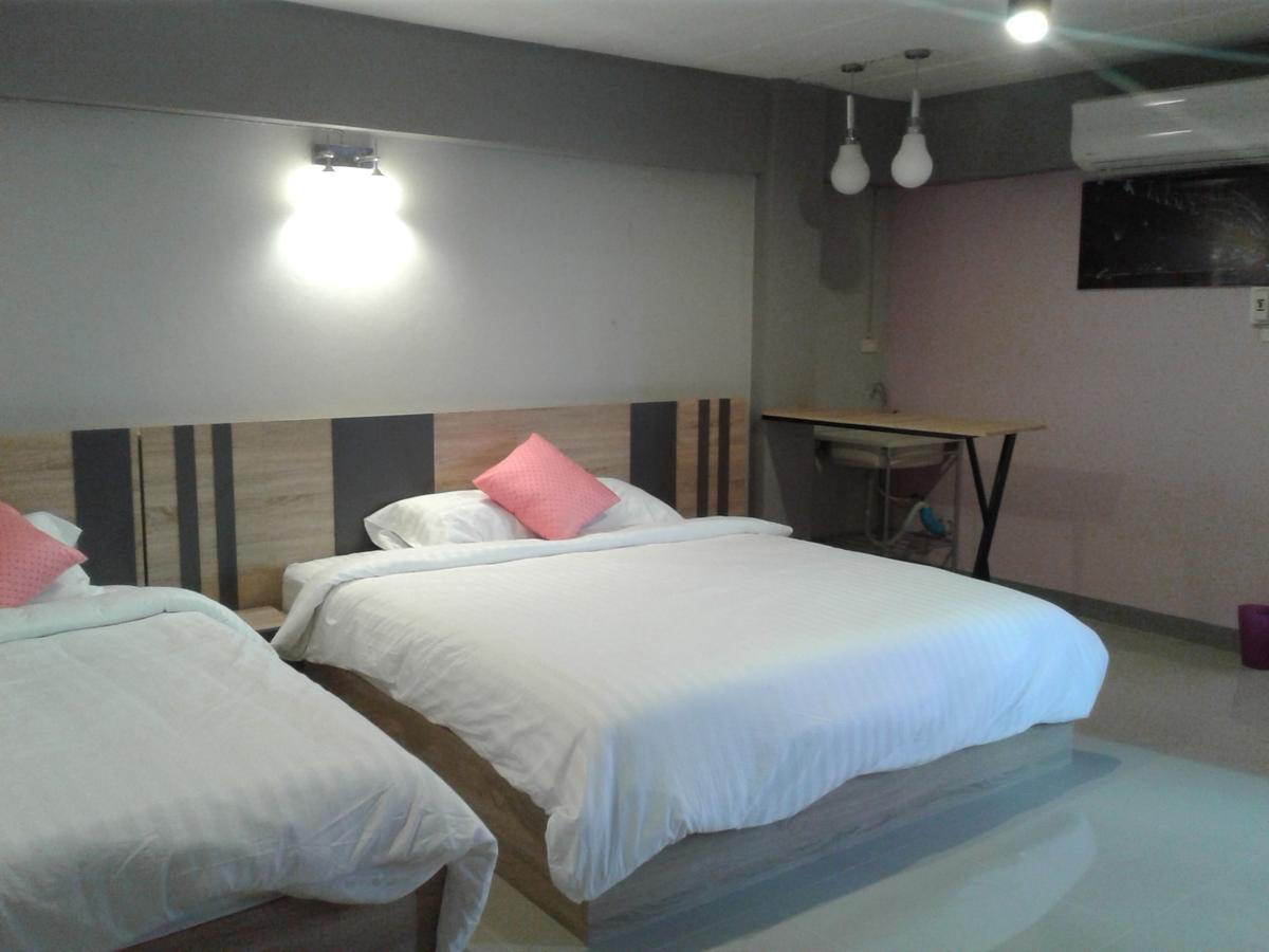 Rinrada Place Hotel Ubon Ratchathani Eksteriør bilde