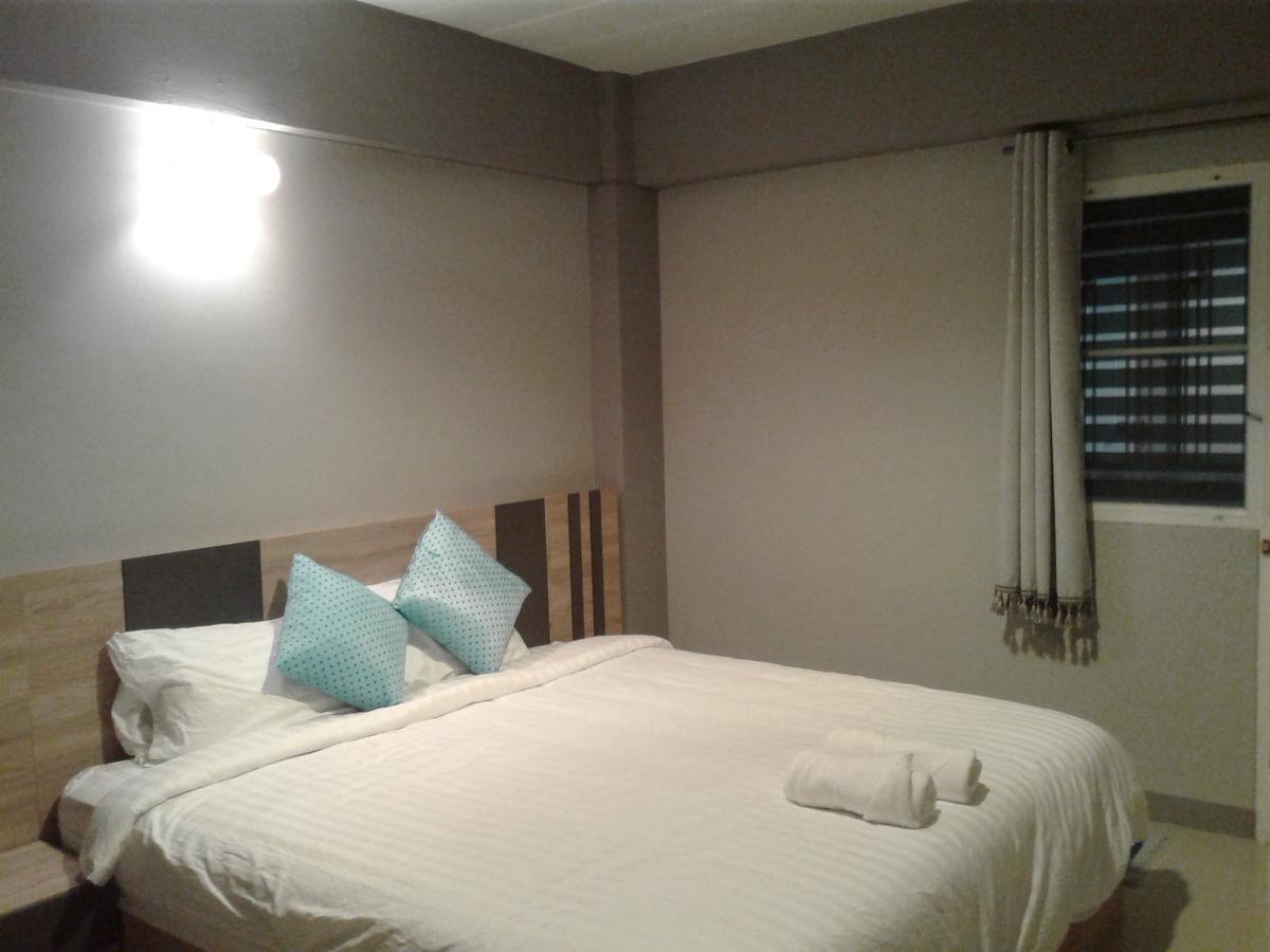 Rinrada Place Hotel Ubon Ratchathani Eksteriør bilde