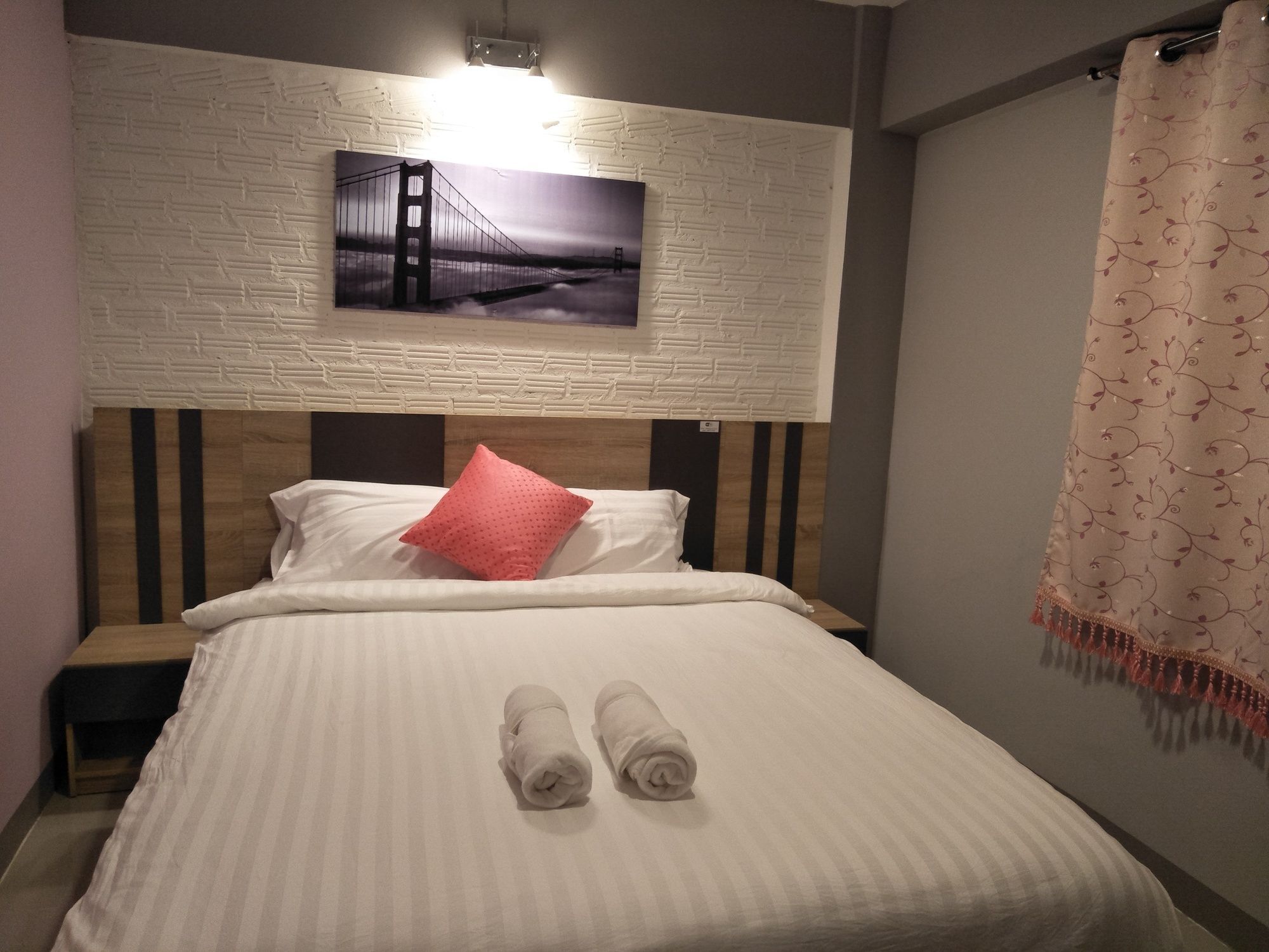 Rinrada Place Hotel Ubon Ratchathani Eksteriør bilde