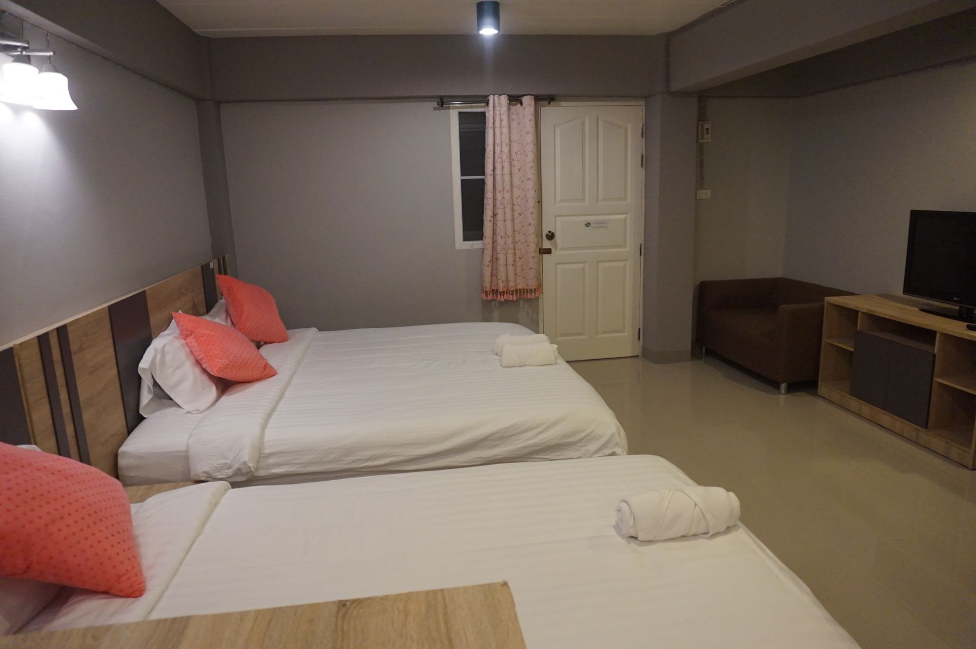 Rinrada Place Hotel Ubon Ratchathani Eksteriør bilde